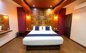 CAPITAL O Hotel Rose, Ensenada